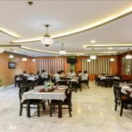 Hotel Chanakya Agra  Luaran gambar
