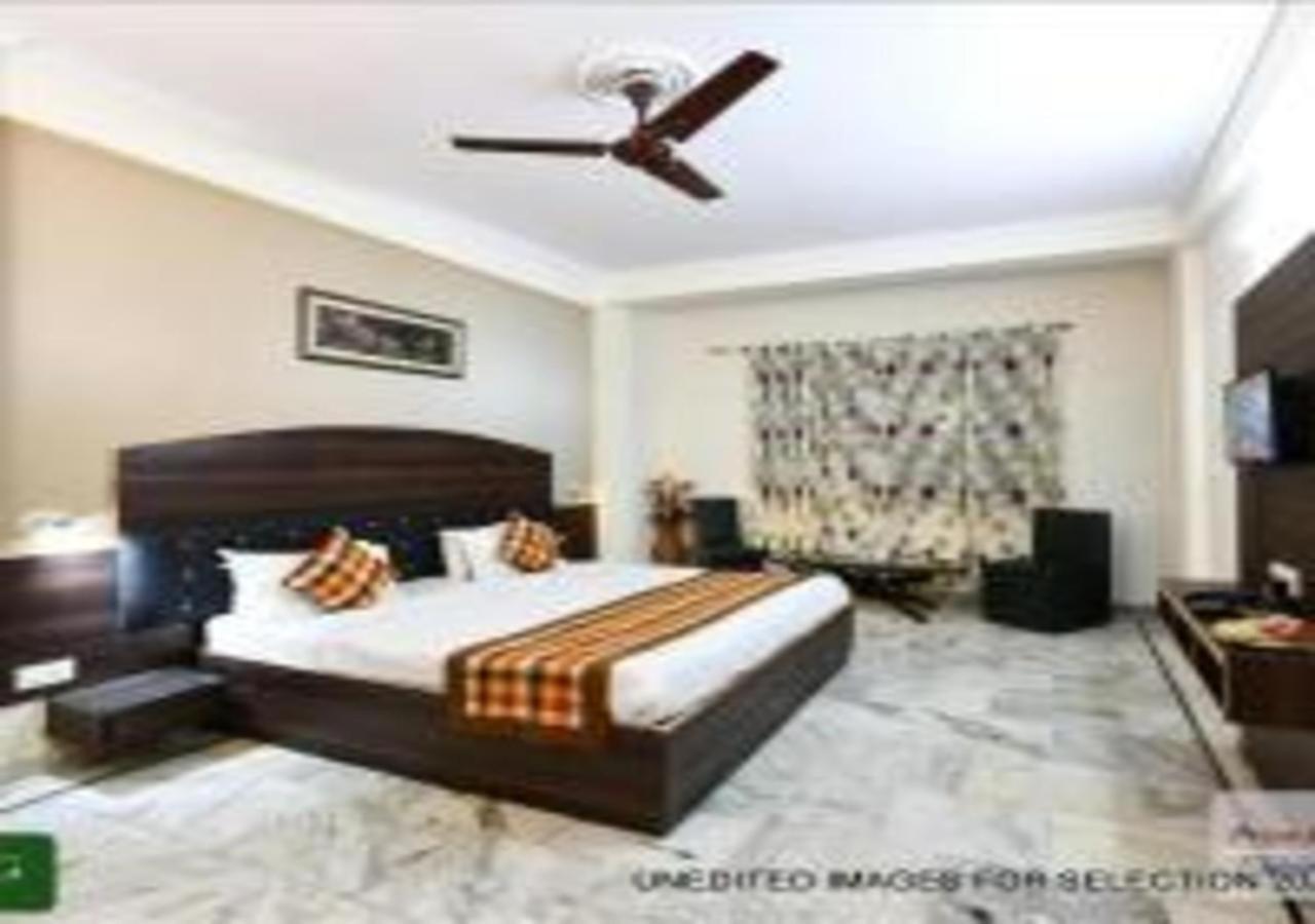 Hotel Chanakya Agra  Luaran gambar