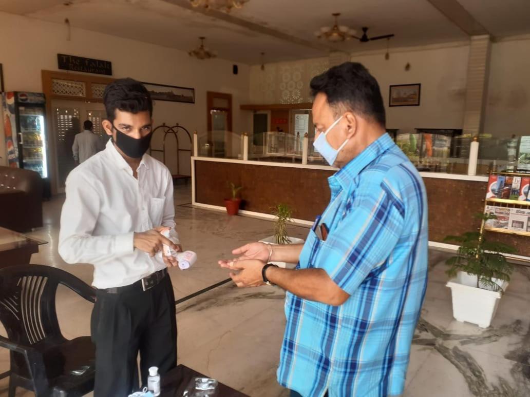 Hotel Chanakya Agra  Luaran gambar
