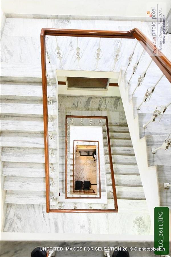 Hotel Chanakya Agra  Luaran gambar